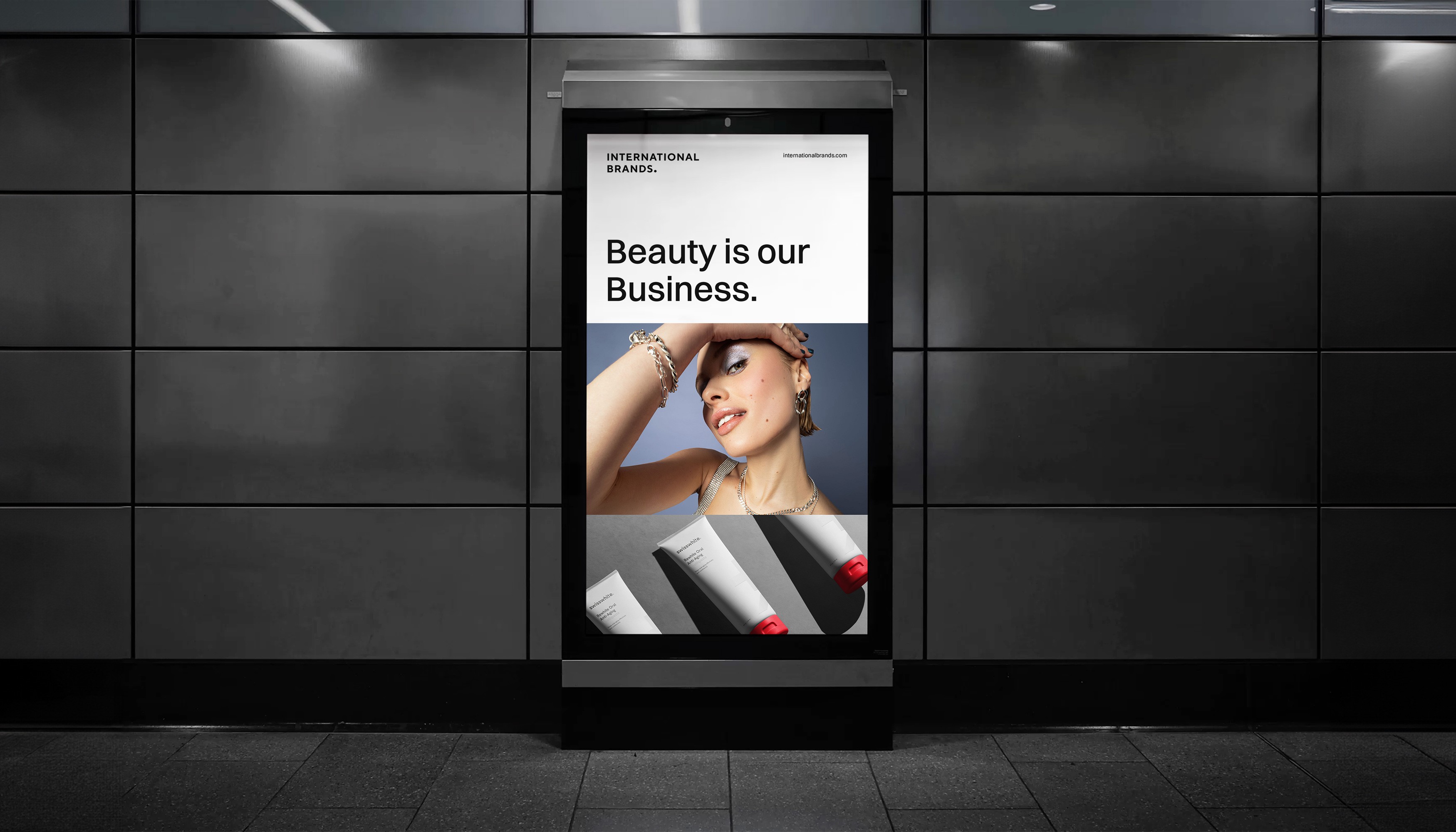 Stationery design of letterhead and business cards for the company Anders on top of a blurred photo of a house interior.